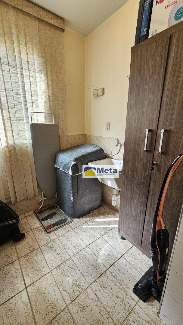 Apartamento à venda com 2 quartos, 78m² - Foto 13