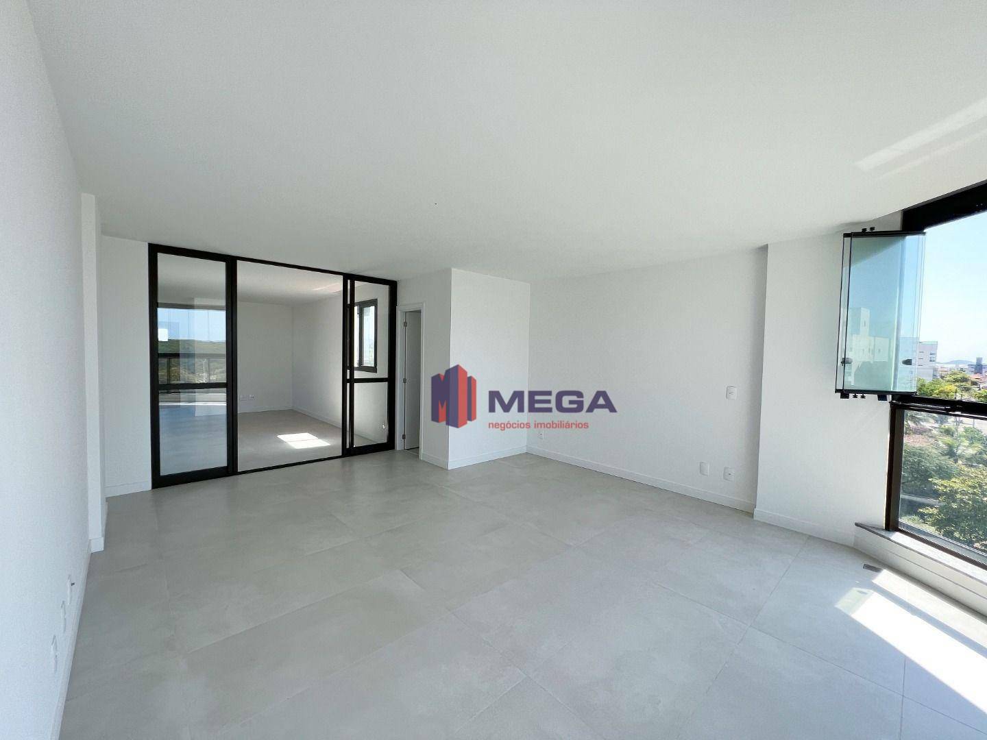 Apartamento à venda com 3 quartos, 135m² - Foto 24