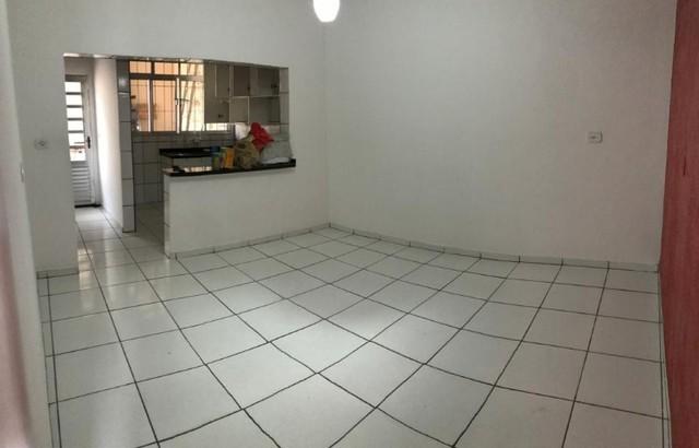 Casa à venda com 2 quartos, 1m² - Foto 5