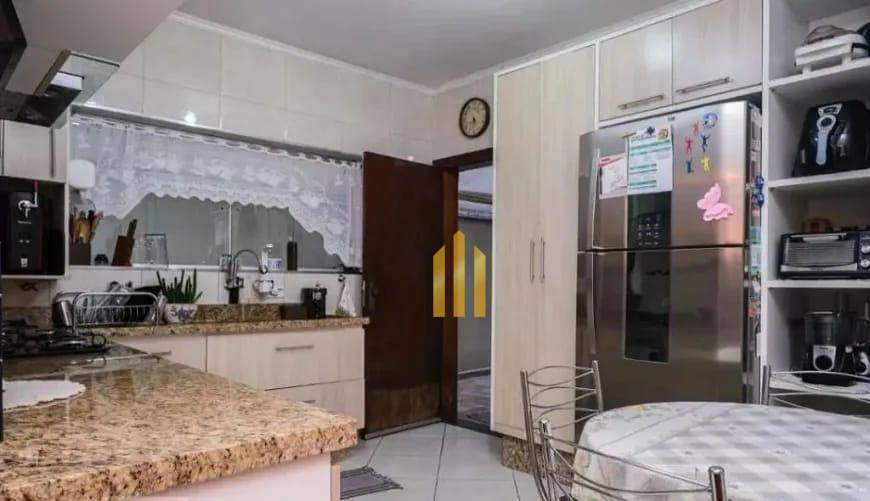 Sobrado à venda com 4 quartos, 300m² - Foto 7