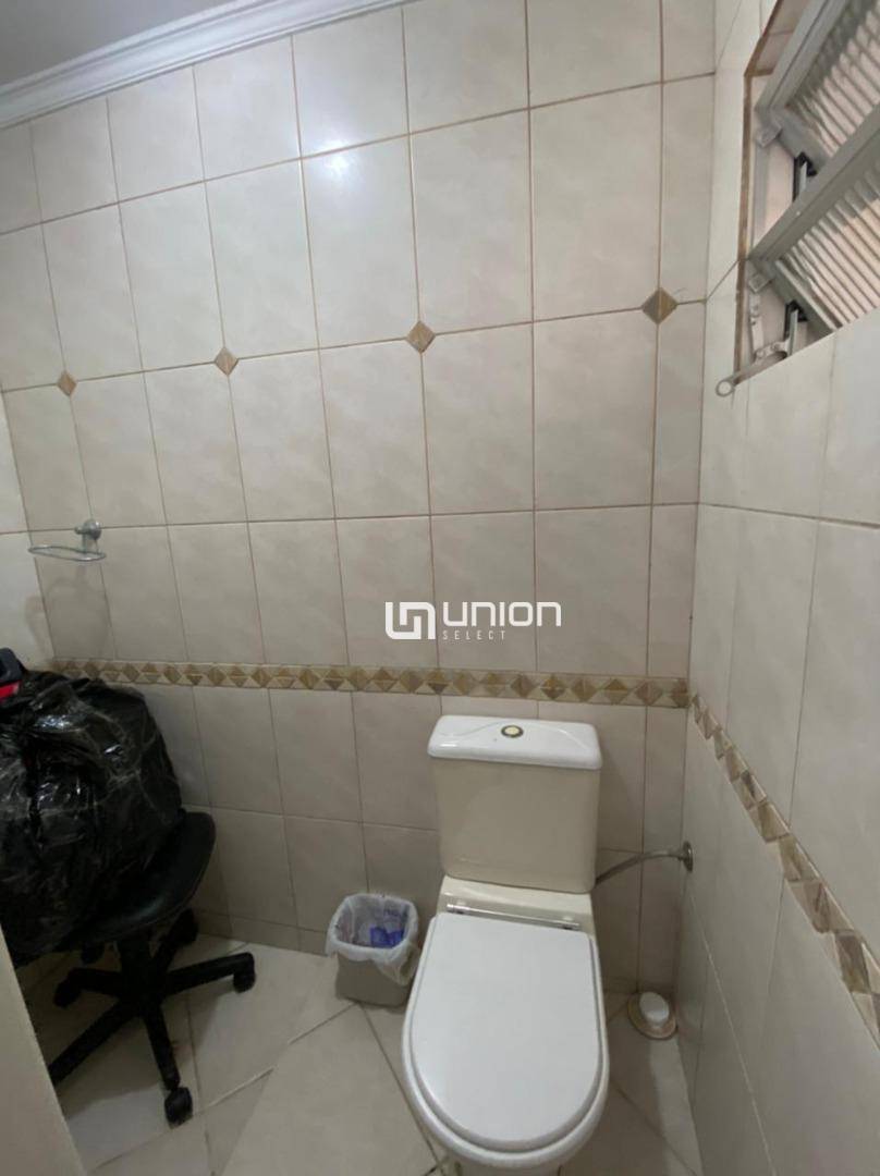 Apartamento à venda com 3 quartos, 175m² - Foto 19