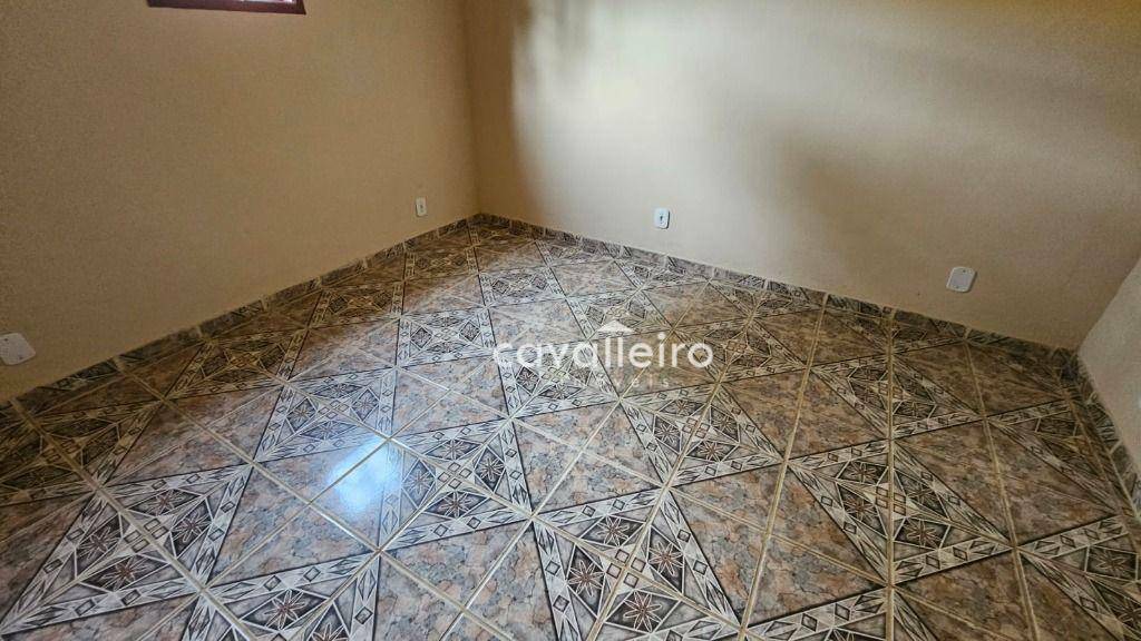 Casa à venda com 5 quartos, 251m² - Foto 27