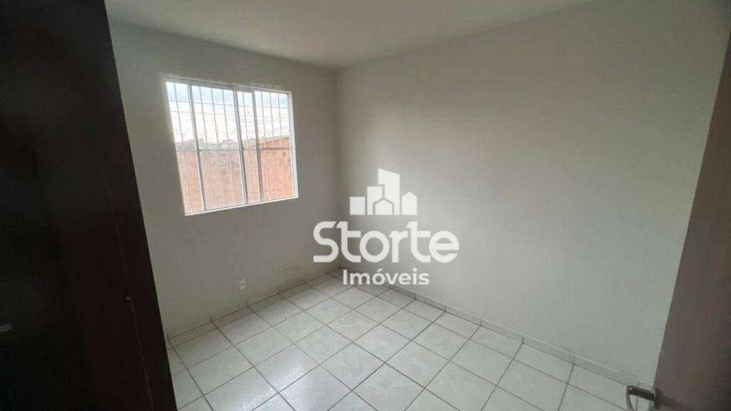 Apartamento à venda com 2 quartos, 43m² - Foto 4