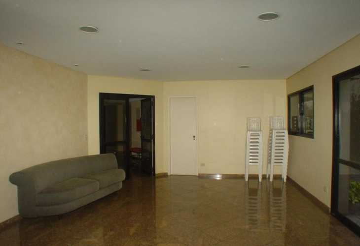 Apartamento à venda com 3 quartos, 104m² - Foto 2