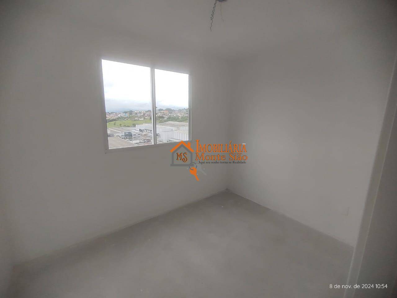 Apartamento à venda com 2 quartos, 42m² - Foto 4