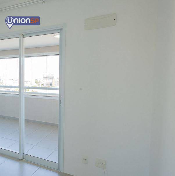 Apartamento à venda com 2 quartos, 67m² - Foto 8