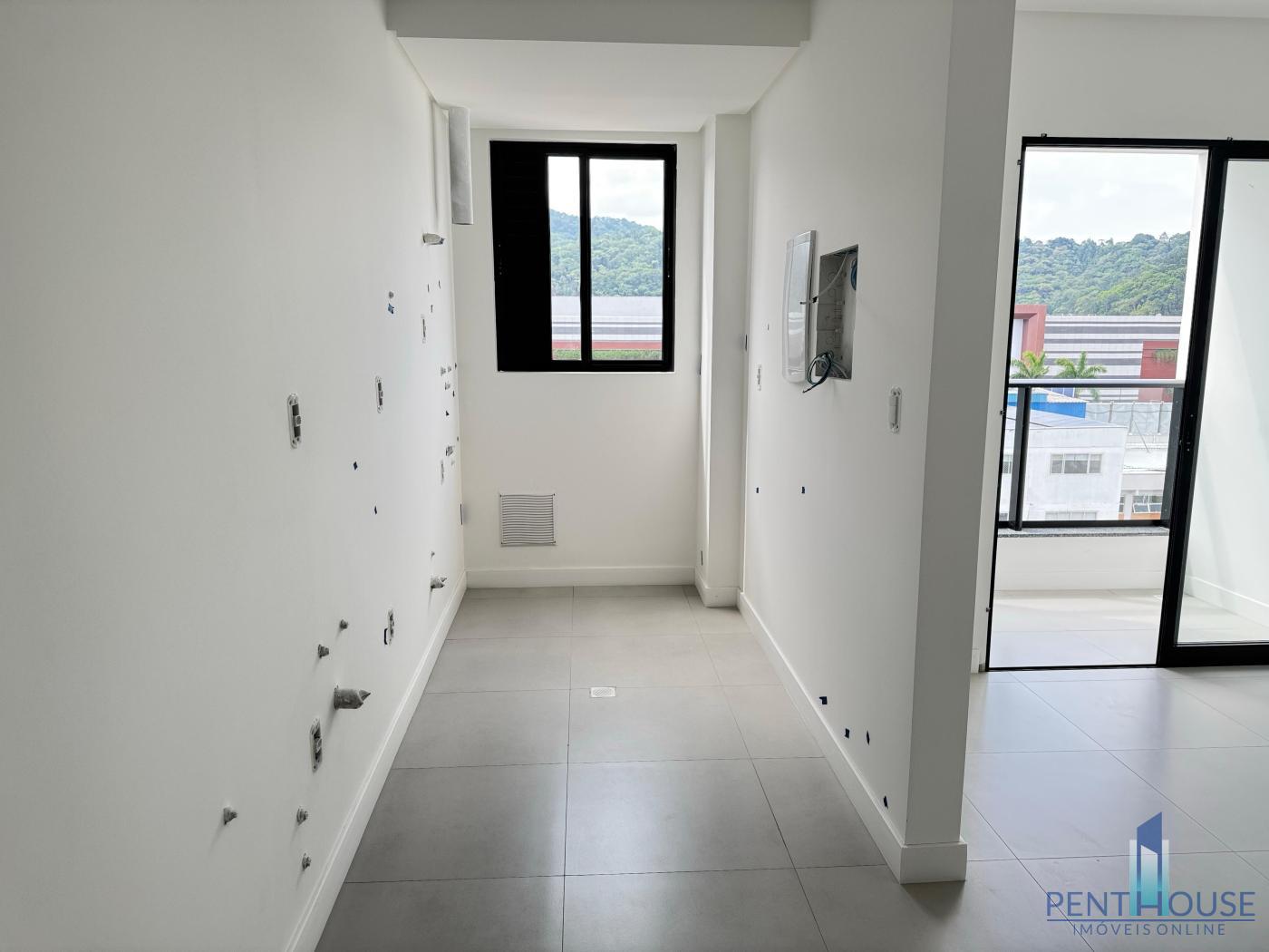 Apartamento à venda com 1 quarto, 50m² - Foto 1