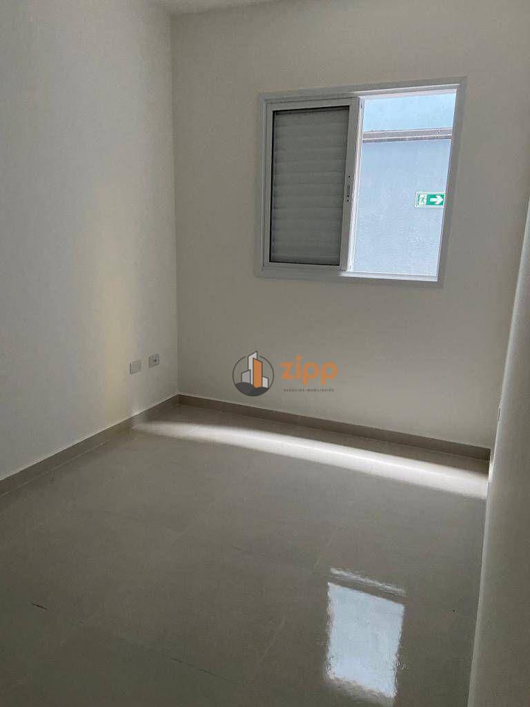 Casa para alugar com 2 quartos, 42m² - Foto 15