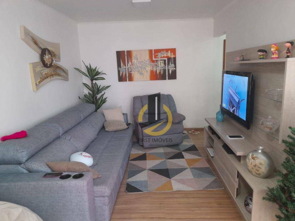 Apartamento à venda com 3 quartos, 98m² - Foto 1