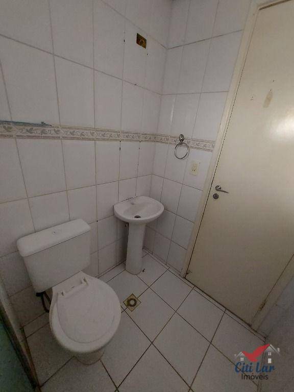 Apartamento à venda com 2 quartos, 62m² - Foto 17