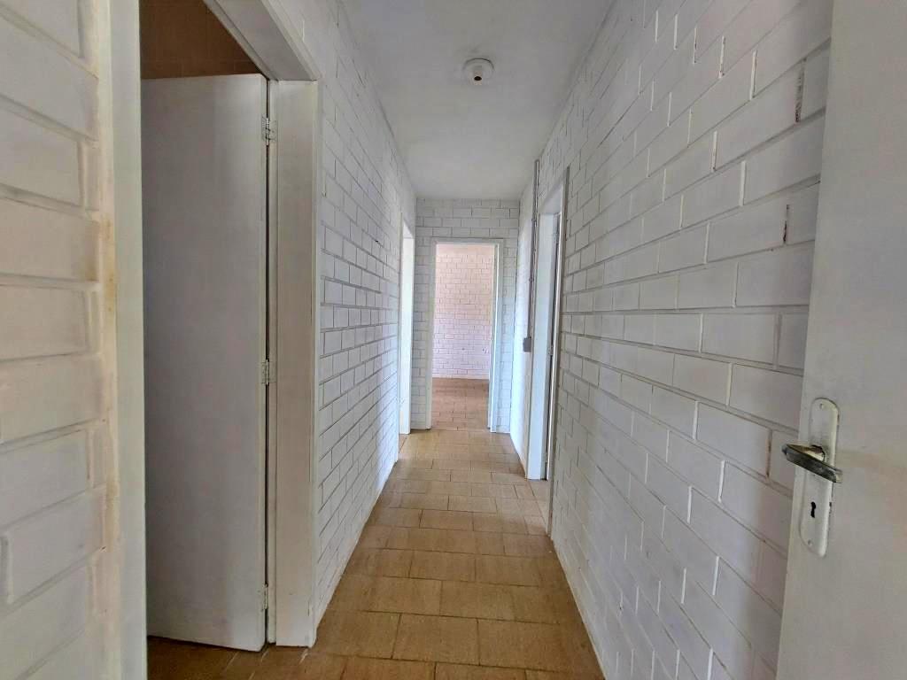 Casa à venda com 3 quartos, 260m² - Foto 28