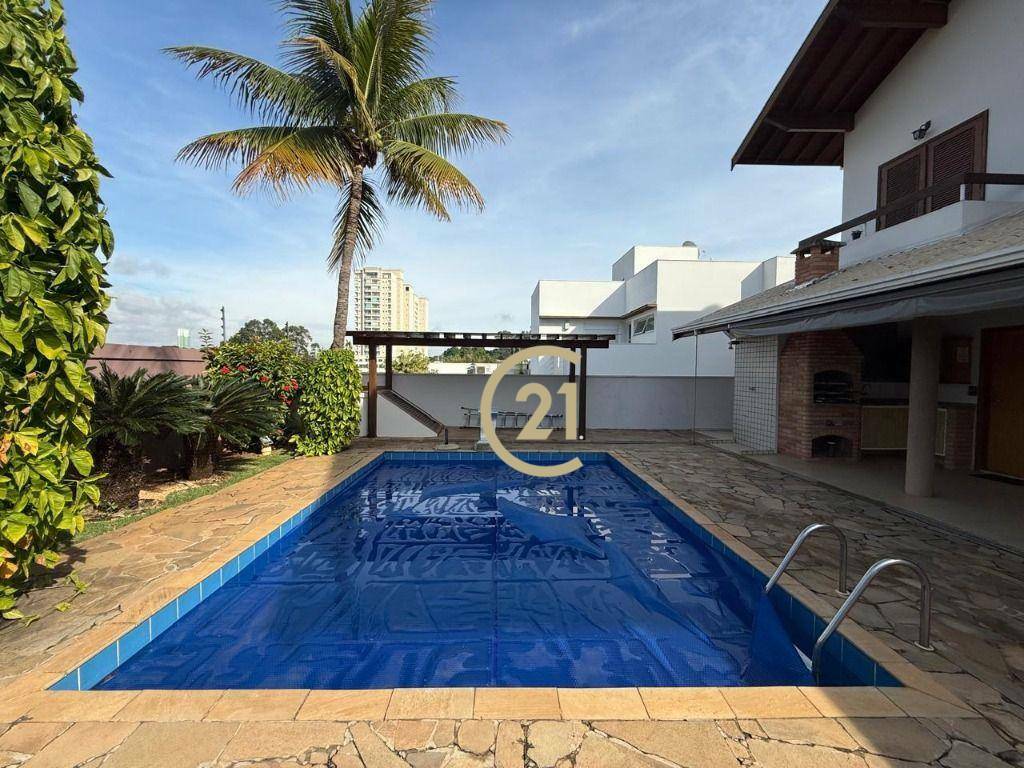 Casa de Condomínio à venda com 4 quartos, 340m² - Foto 1
