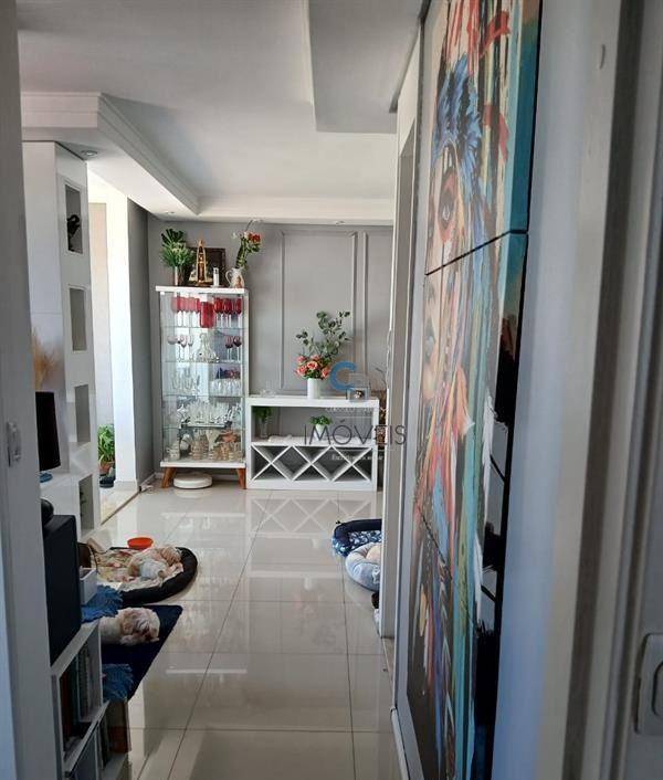 Apartamento à venda com 2 quartos, 61m² - Foto 8