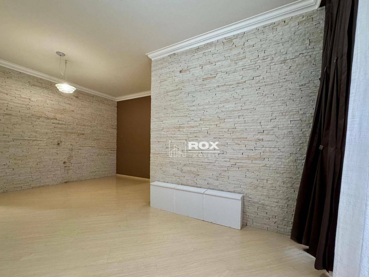 Apartamento à venda com 3 quartos, 75m² - Foto 2