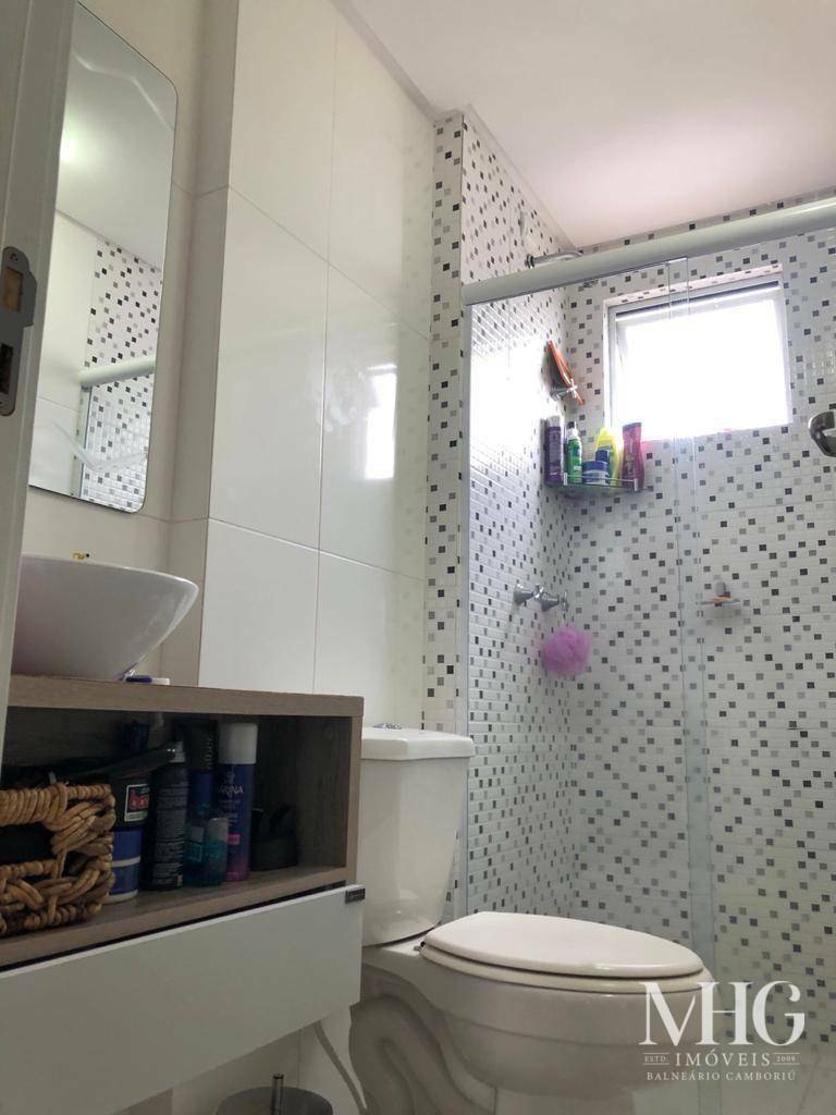 Apartamento à venda com 2 quartos, 63m² - Foto 16