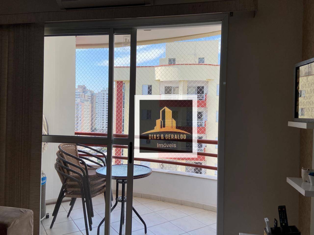 Apartamento à venda com 3 quartos, 83m² - Foto 20