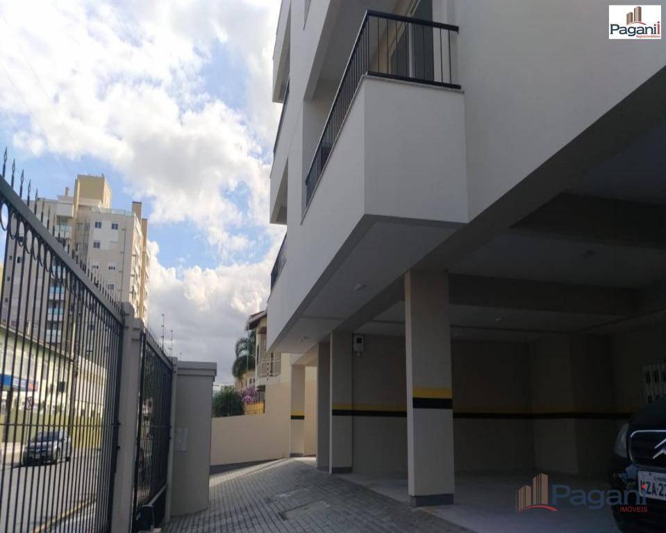 Apartamento à venda com 3 quartos, 79m² - Foto 30