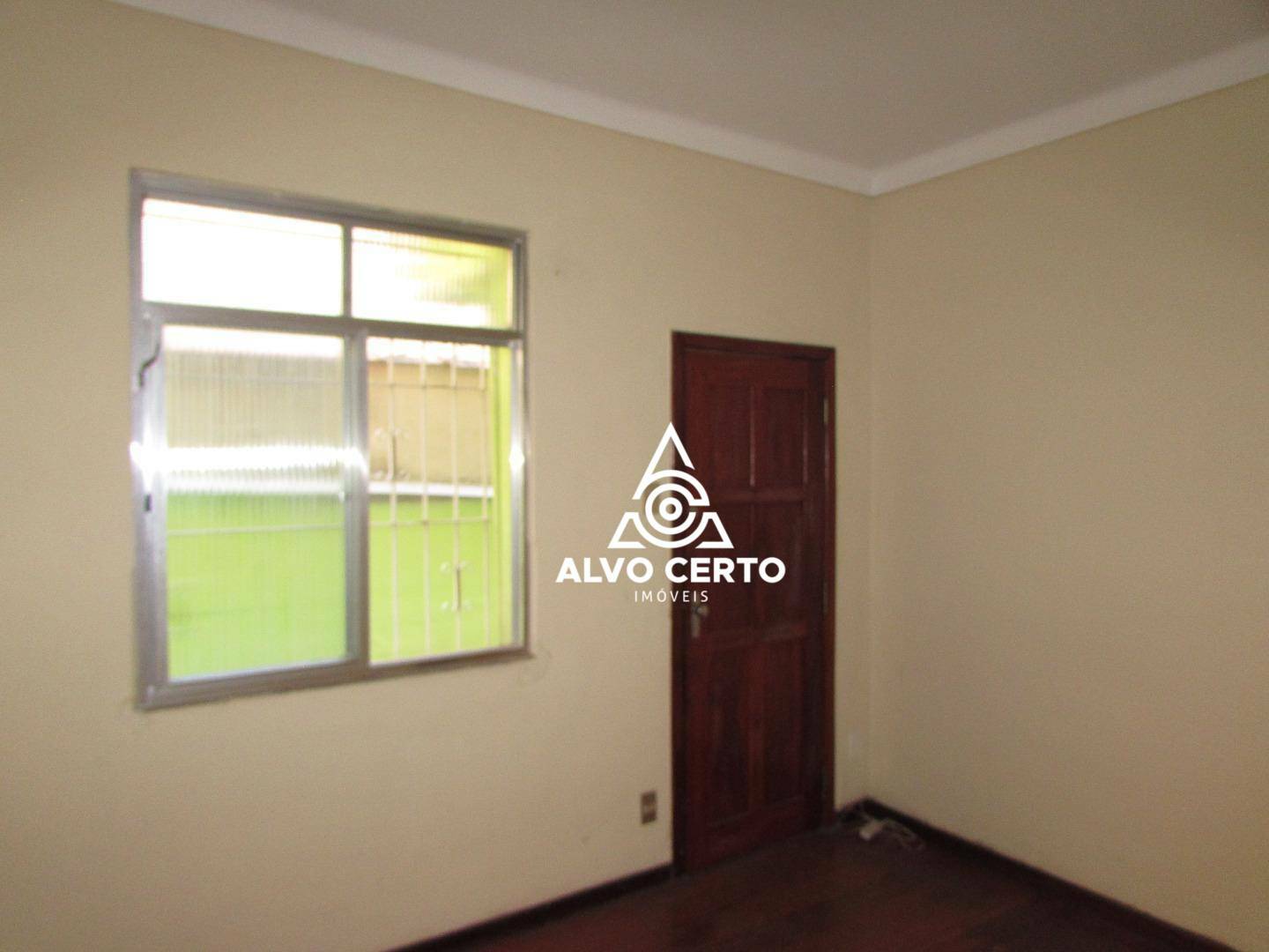 Casa de Condomínio à venda com 2 quartos, 75m² - Foto 2