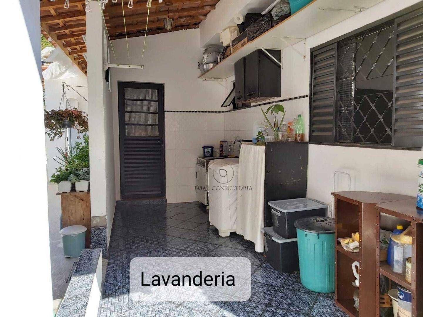 Casa à venda com 3 quartos, 234m² - Foto 18