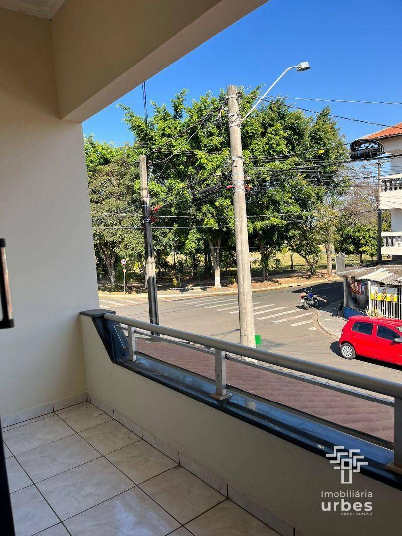 Casa para alugar com 3 quartos, 173m² - Foto 14