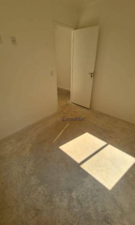 Apartamento à venda com 2 quartos, 42m² - Foto 3