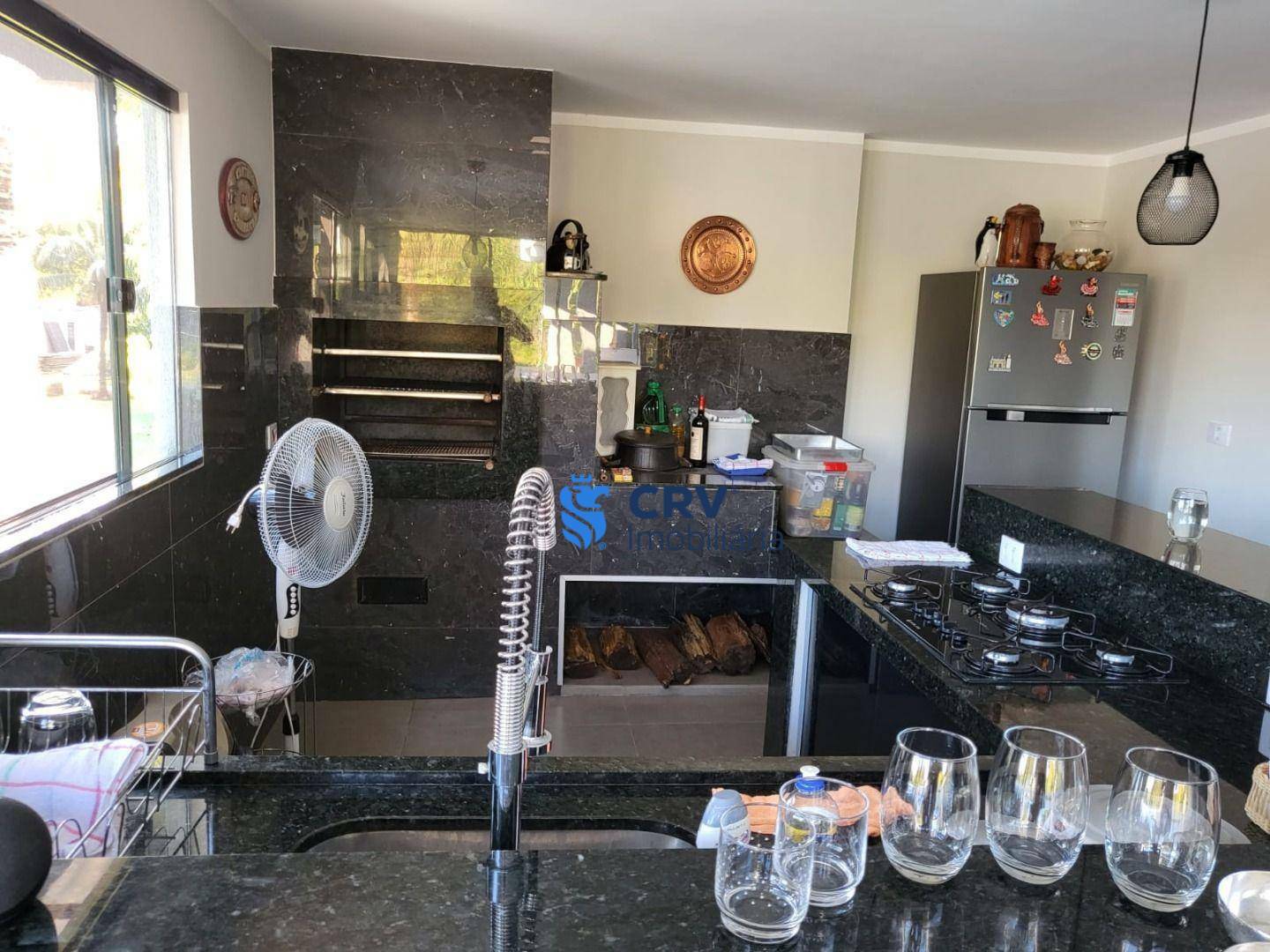 Chácara à venda com 6 quartos, 700m² - Foto 13