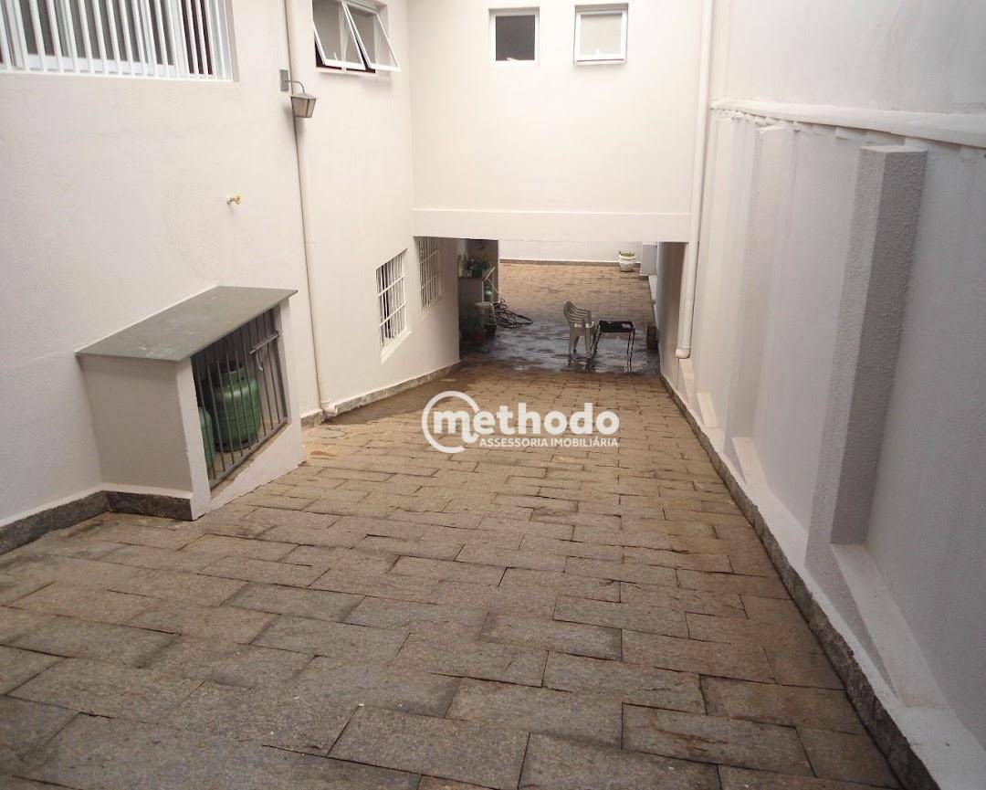 Casa à venda com 3 quartos, 260m² - Foto 26