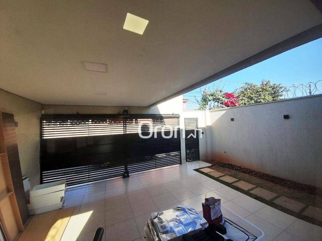 Casa à venda com 3 quartos, 172m² - Foto 18