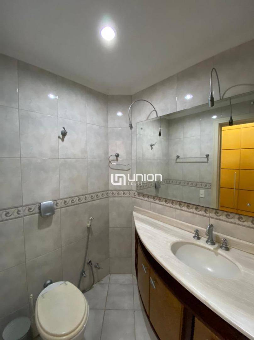 Apartamento à venda com 4 quartos, 191m² - Foto 15