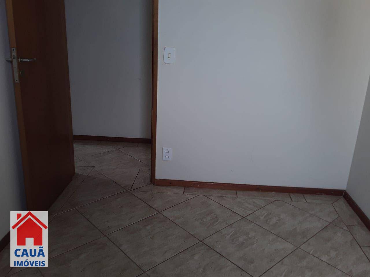 Apartamento à venda com 3 quartos, 80m² - Foto 7