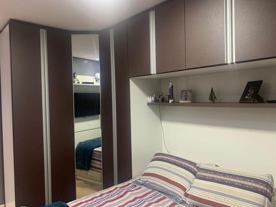 Apartamento à venda com 2 quartos, 61m² - Foto 4