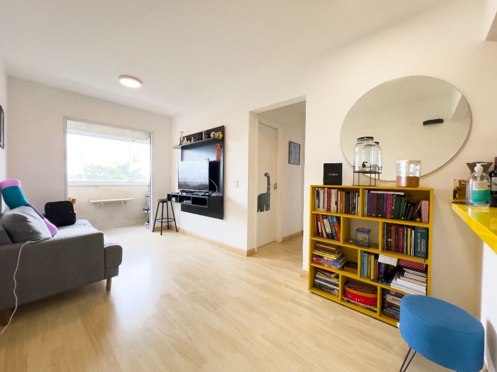 Apartamento à venda com 2 quartos, 60m² - Foto 1