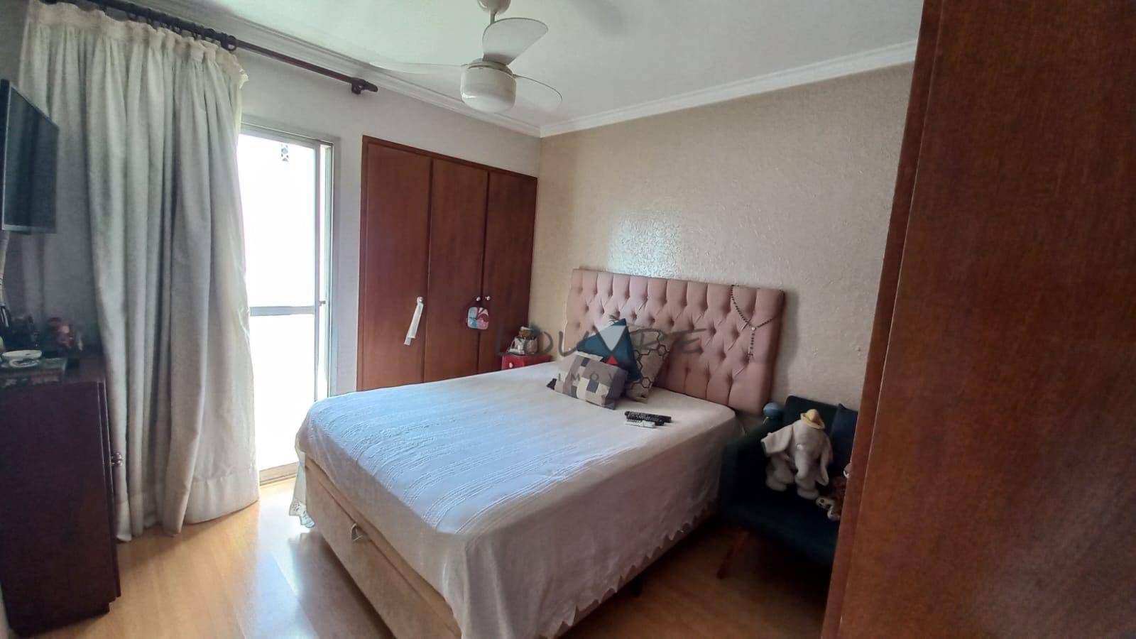 Apartamento à venda com 3 quartos, 93m² - Foto 15