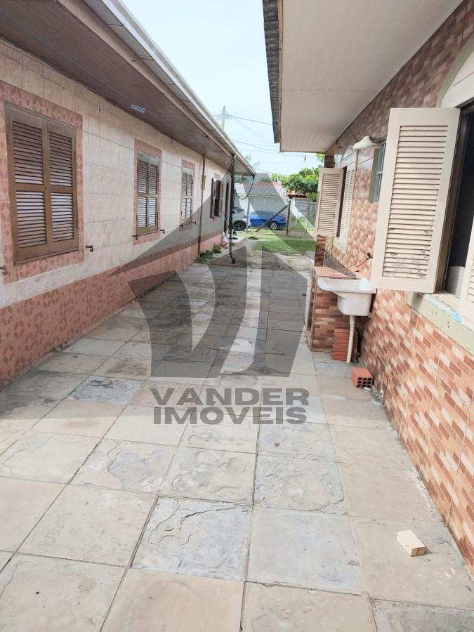 Casa à venda com 6 quartos, 300m² - Foto 14