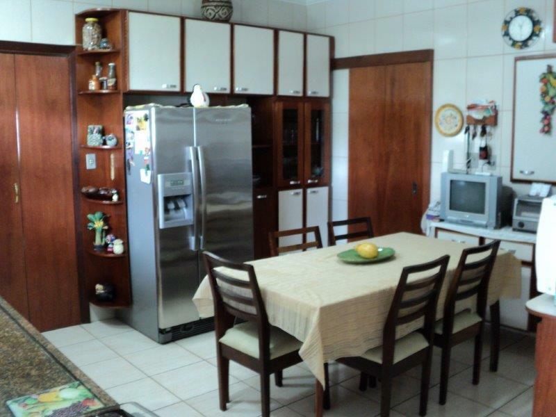 Apartamento à venda com 3 quartos, 160m² - Foto 29