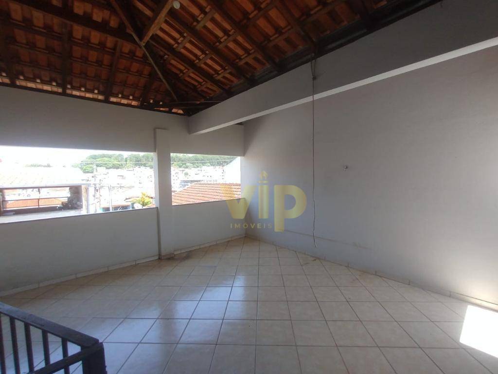 Casa à venda com 4 quartos, 197M2 - Foto 4