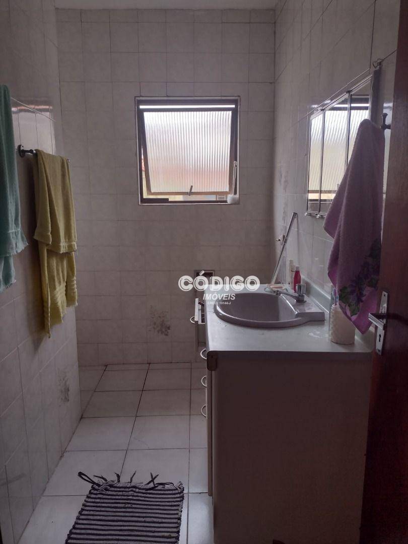 Casa à venda com 2 quartos, 190m² - Foto 5