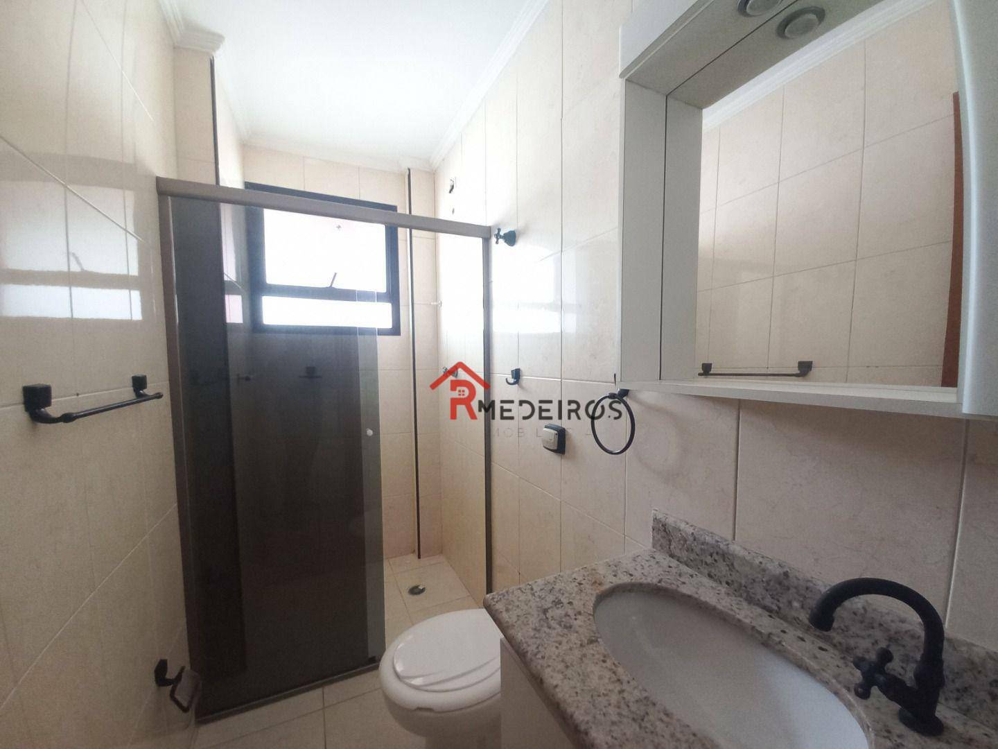 Apartamento à venda com 3 quartos, 131m² - Foto 18