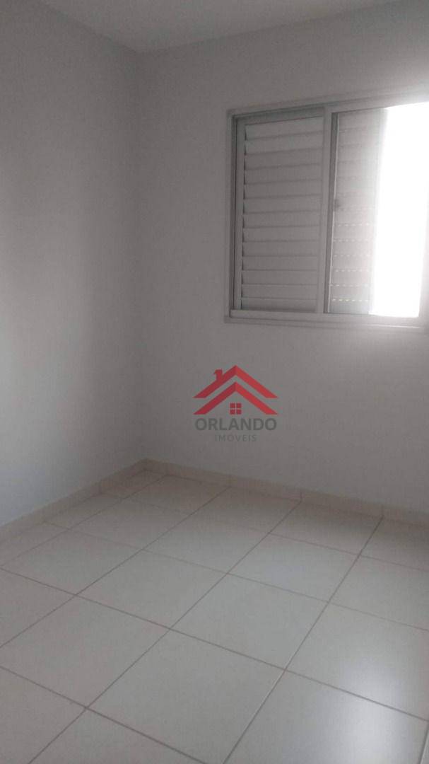 Apartamento à venda com 3 quartos, 63m² - Foto 2