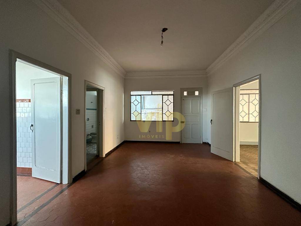 Casa à venda com 6 quartos, 400m² - Foto 16