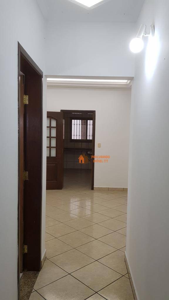 Sobrado à venda com 4 quartos, 250M2 - Foto 14