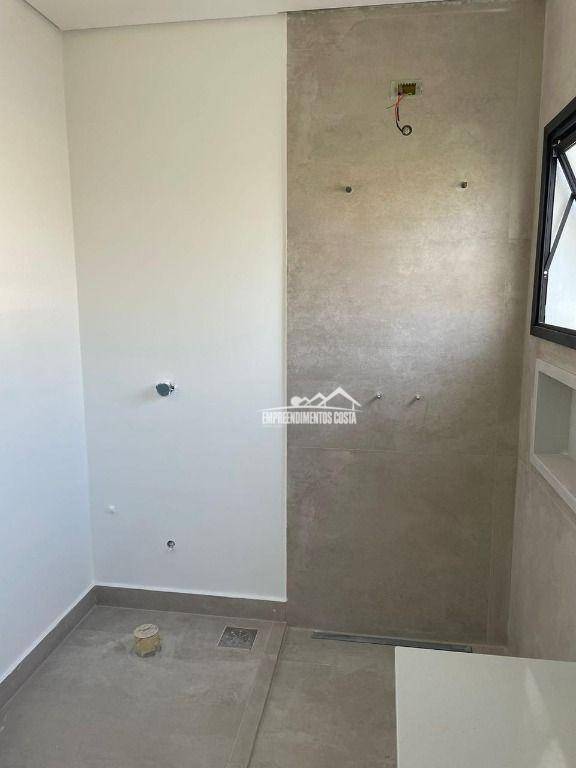 Casa de Condomínio à venda com 3 quartos, 254m² - Foto 25