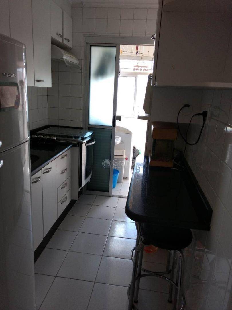 Apartamento à venda com 2 quartos, 50m² - Foto 21