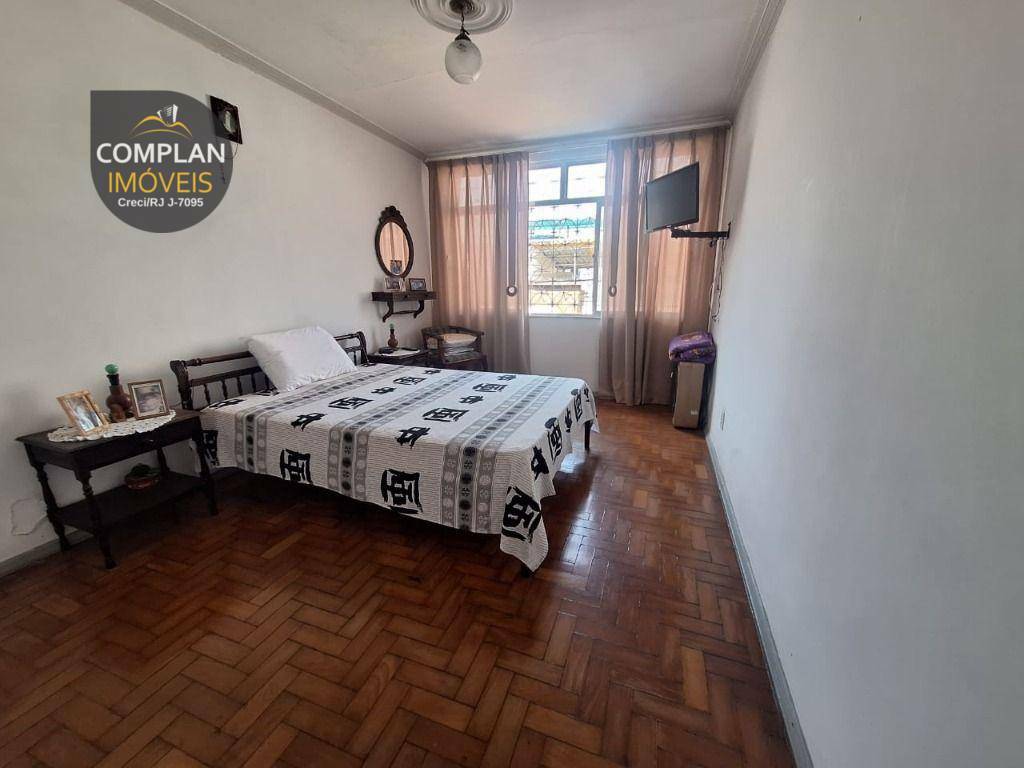 Casa de Condomínio à venda com 4 quartos, 100m² - Foto 12