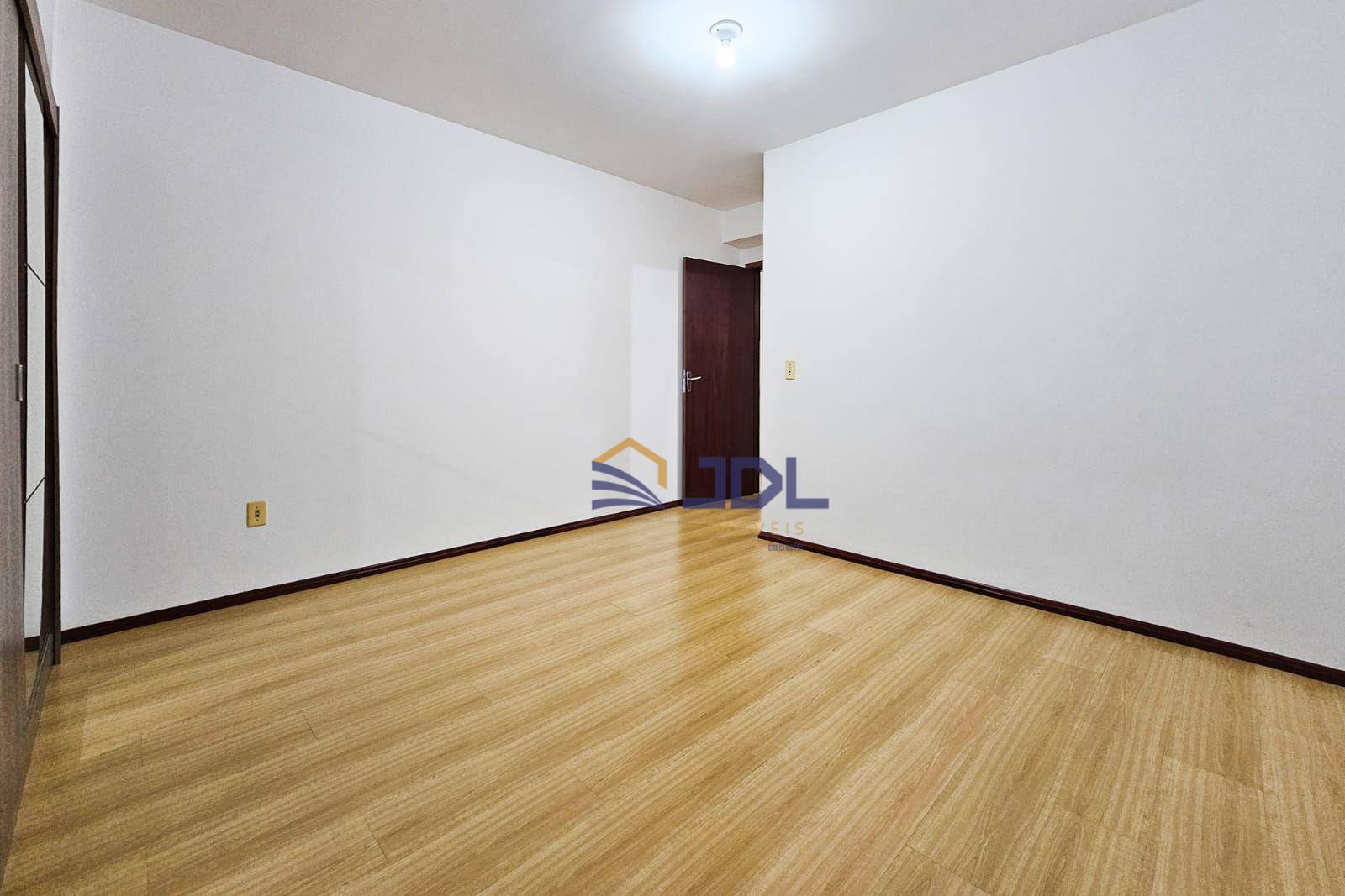 Apartamento à venda com 2 quartos, 85m² - Foto 8