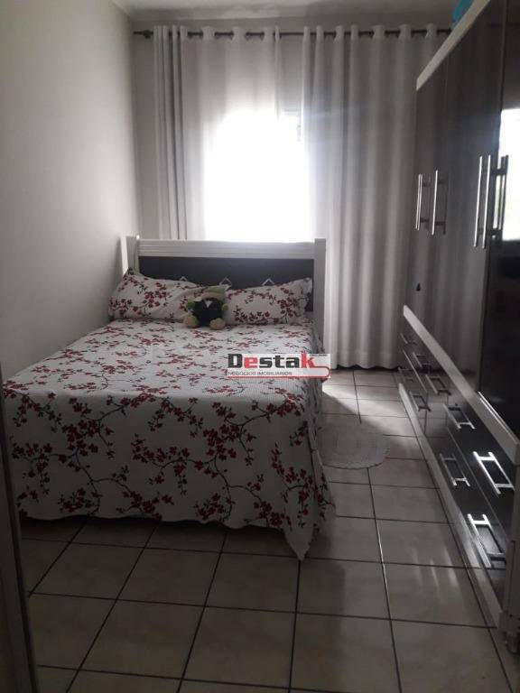 Apartamento à venda com 3 quartos, 63m² - Foto 7