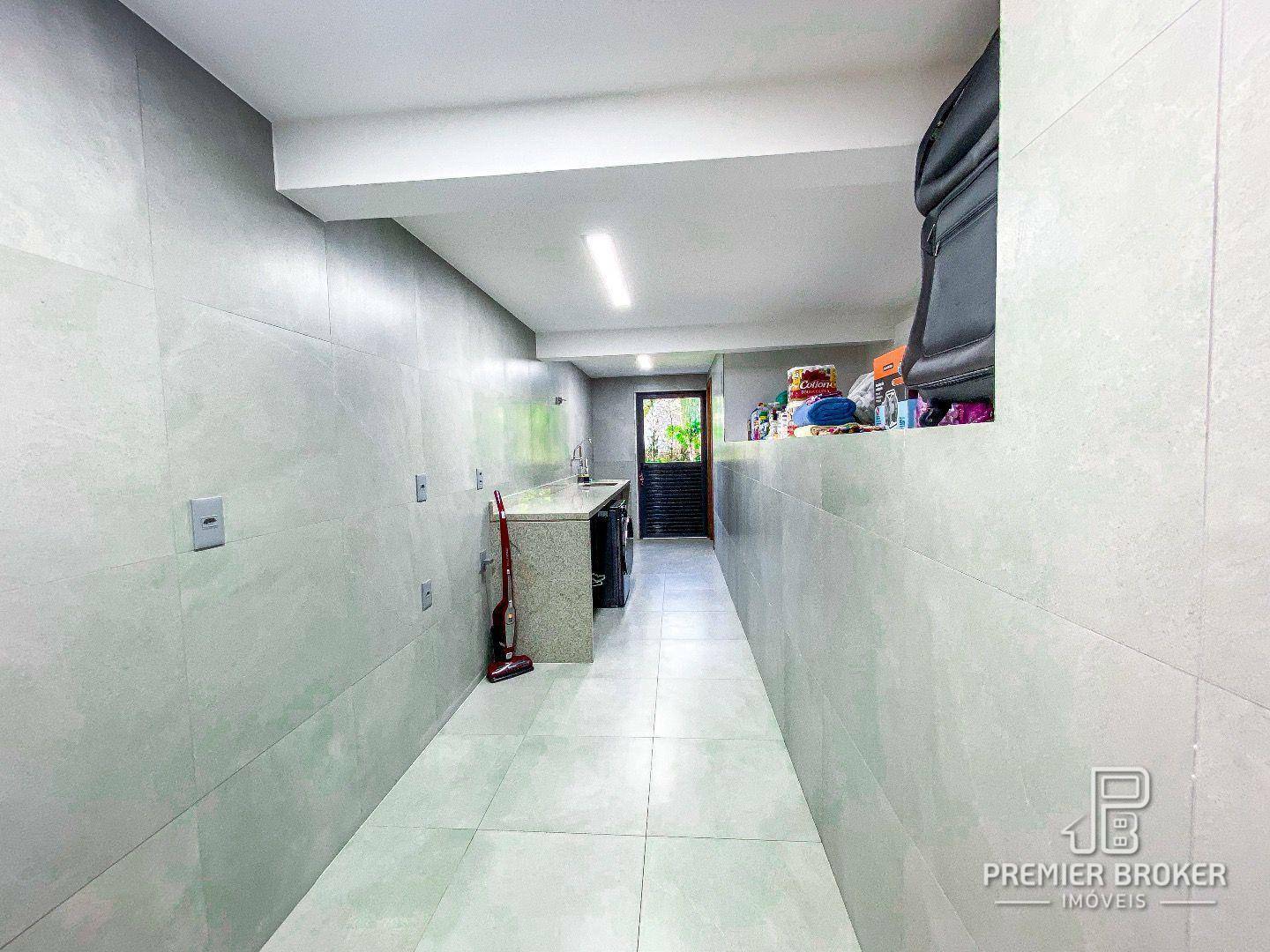 Casa de Condomínio à venda com 4 quartos, 260m² - Foto 67