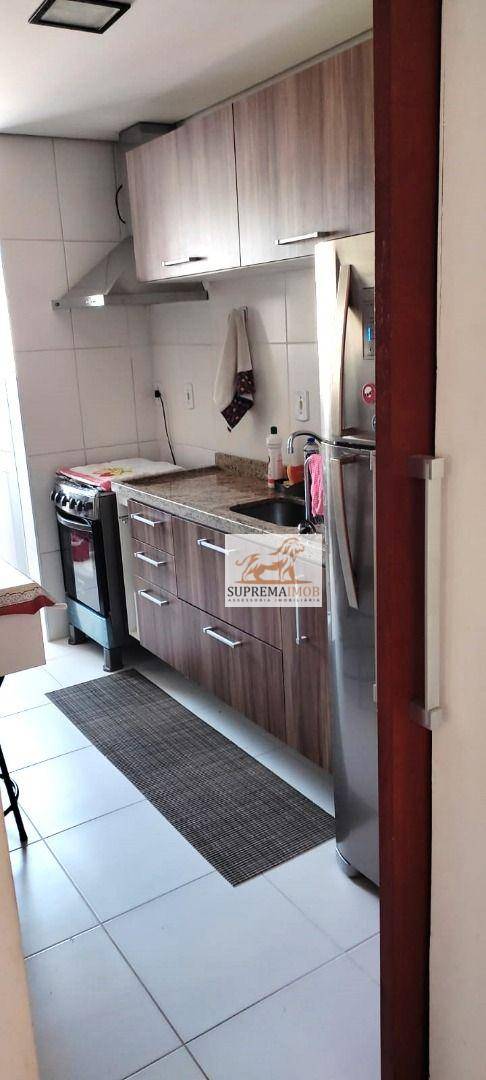 Apartamento à venda com 2 quartos, 70m² - Foto 10