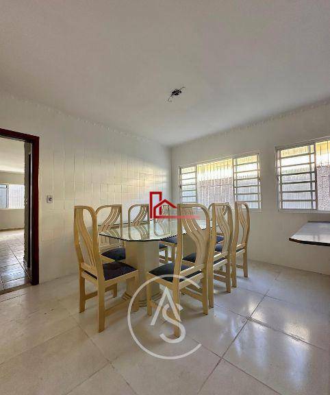 Casa, 3 quartos, 200 m² - Foto 12