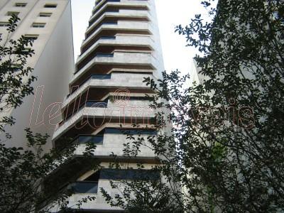 Apartamento à venda com 3 quartos, 188m² - Foto 18